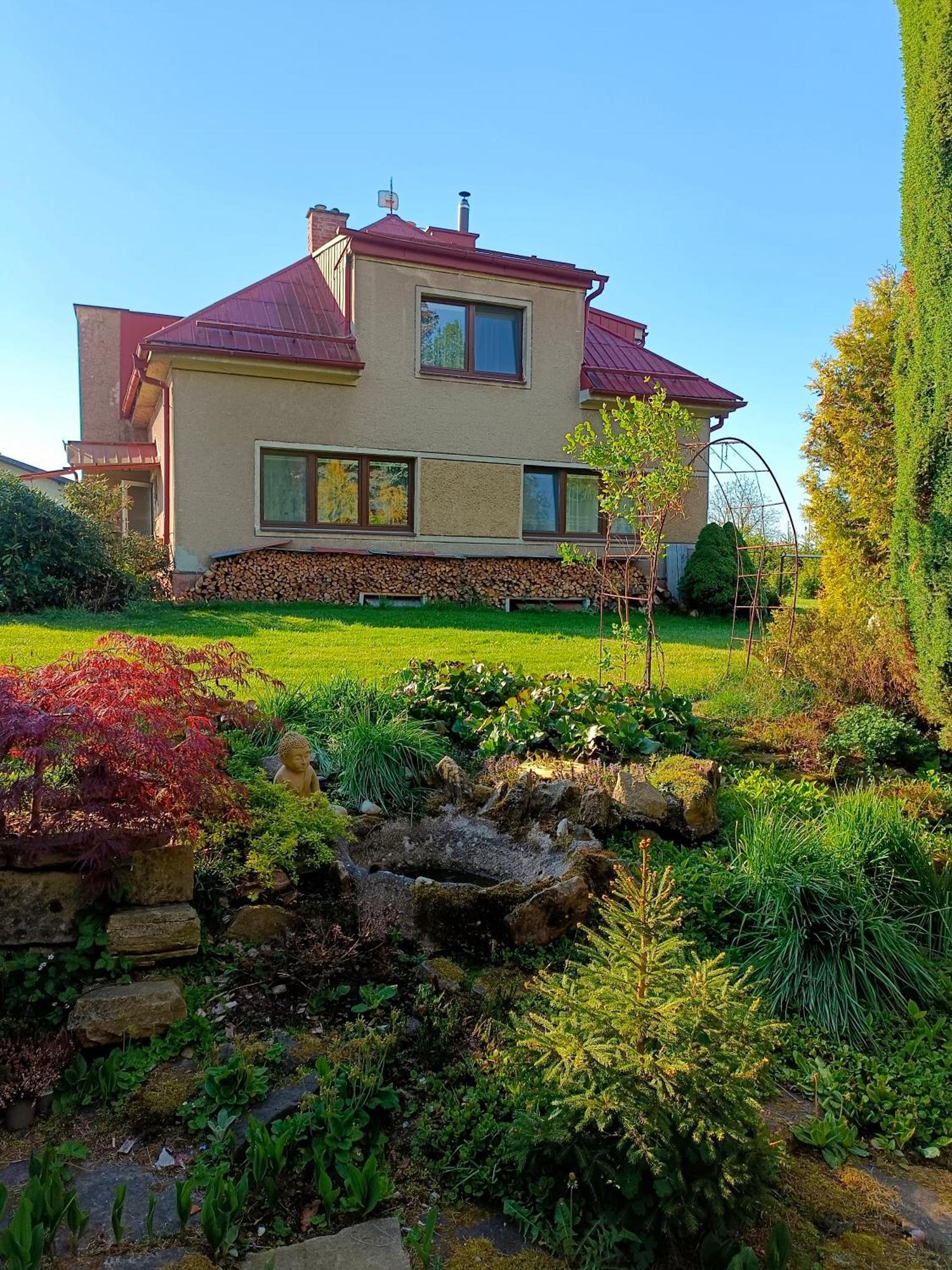 Apartman Za Lesem Cerveny Kostelec Exterior photo